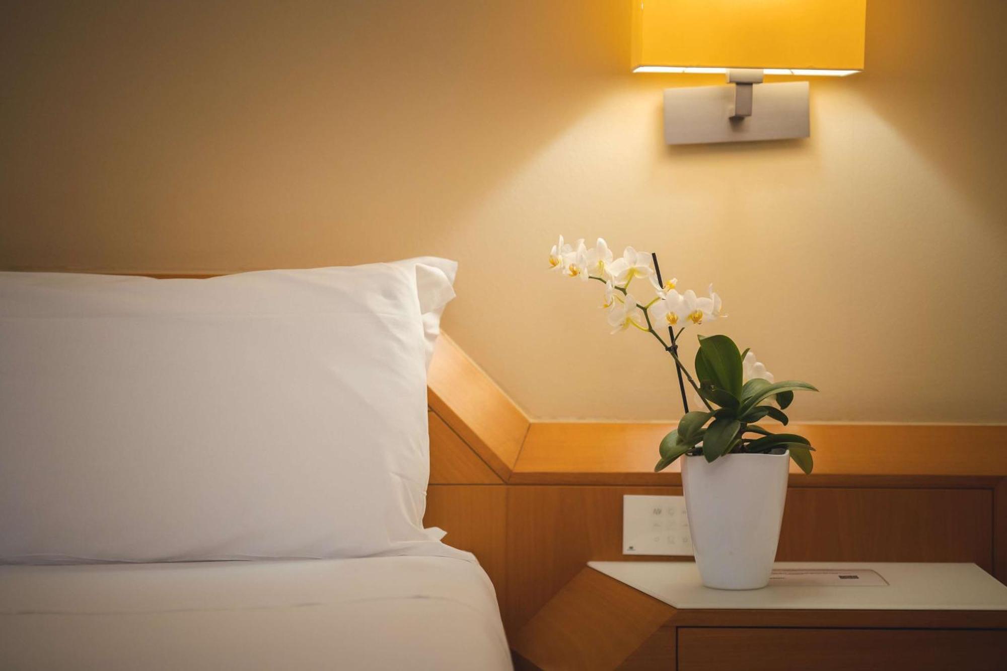 Best Western Mirage Hotel Fiera Paderno Dugnano Exterior photo