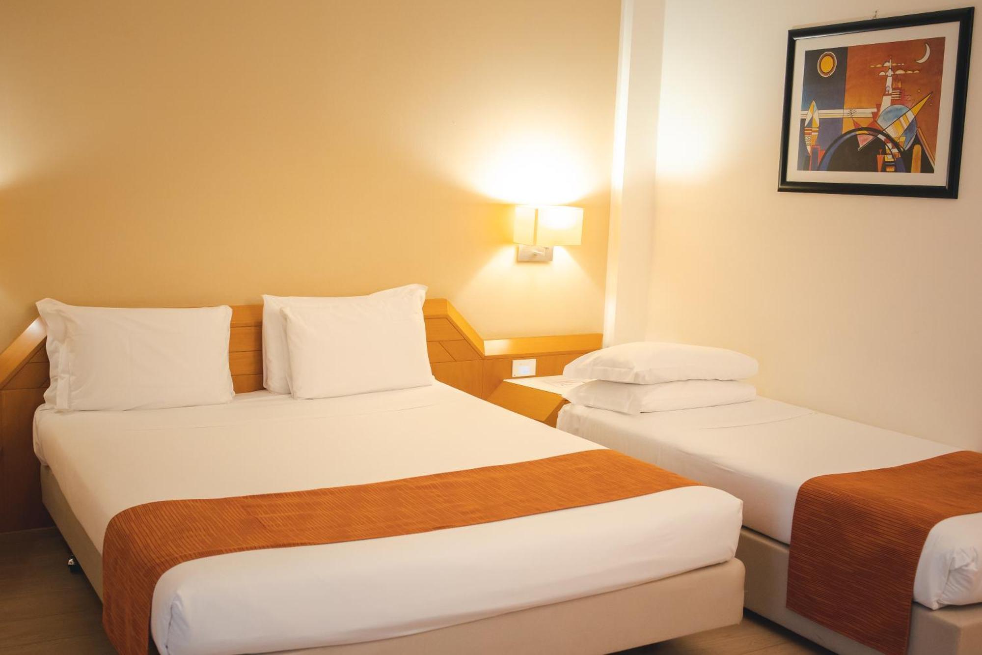 Best Western Mirage Hotel Fiera Paderno Dugnano Exterior photo