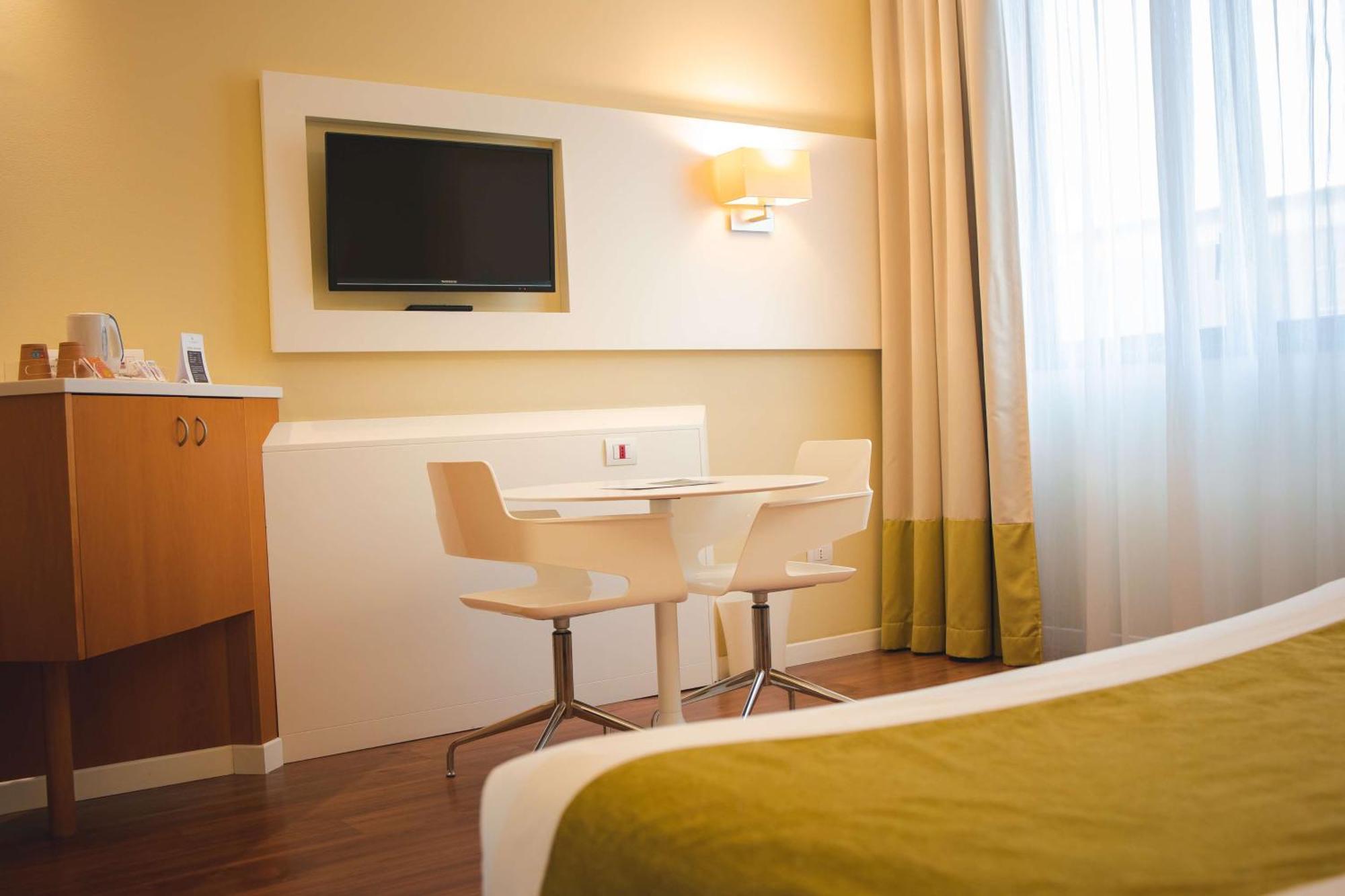 Best Western Mirage Hotel Fiera Paderno Dugnano Exterior photo